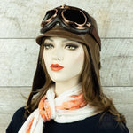 Chapeau et lunettes aviateur femme